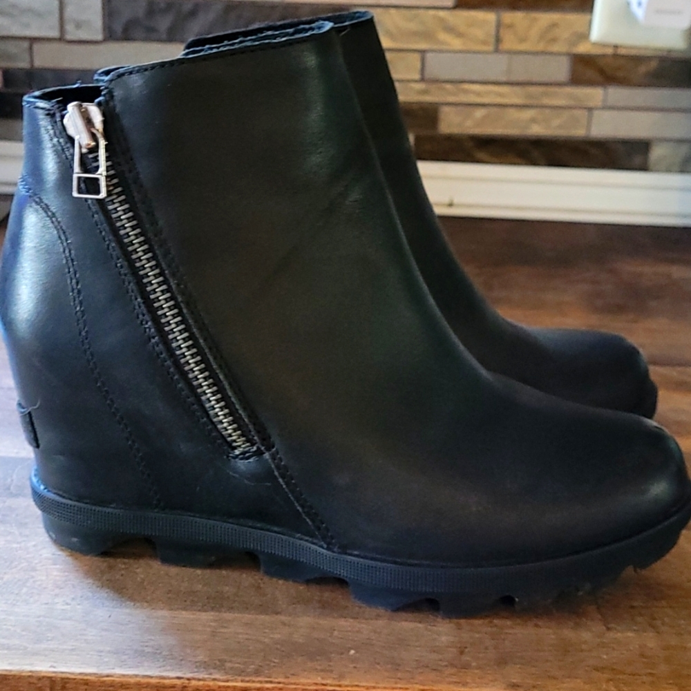 Sorel  Joan of Arc Wedge boot